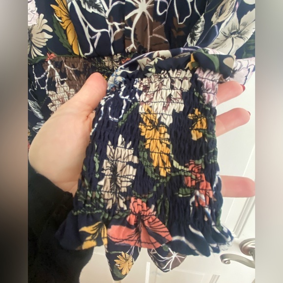 NWT Parker Keyhole Navy Floral Print Smocked Dress - Picture 7 of 7